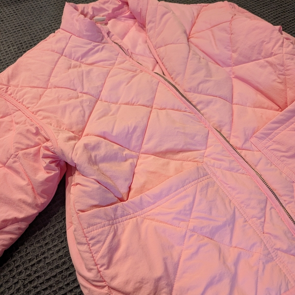 All in Motion Pink Quilted Jacket - Picture 5 of 6
